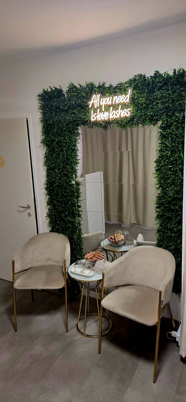 Claudia-Art-Wimpernverlängerung-Pic4 Claudia-ART_Brows_&_Lashes_Arbeitsplatz_1