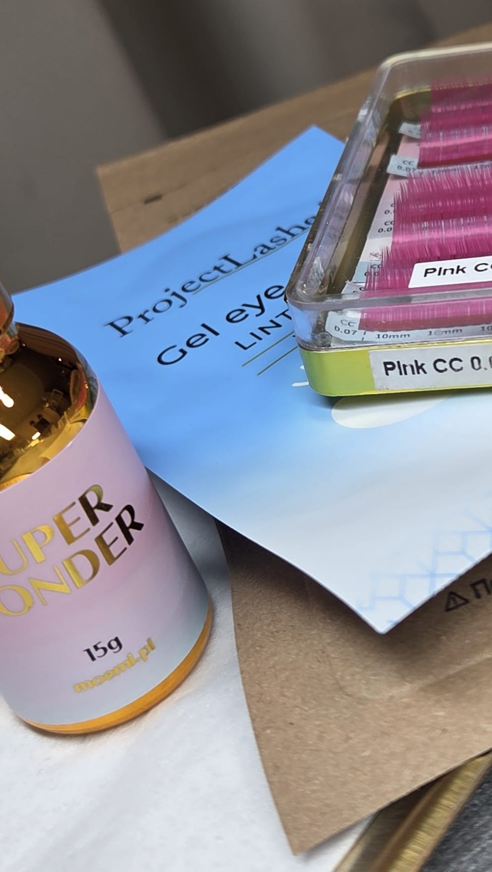 Claudia-Art-Wimpernverlängerung-Pic7 Claudia-ART_Brows_&_Lashes_Arbeitsplatz_3