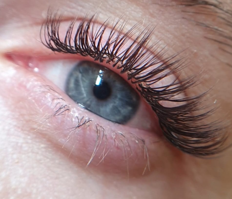 Claudia-Art-Wimpernverlängerung-Pic33 claudia_art_brows_lashes_wimpern_21